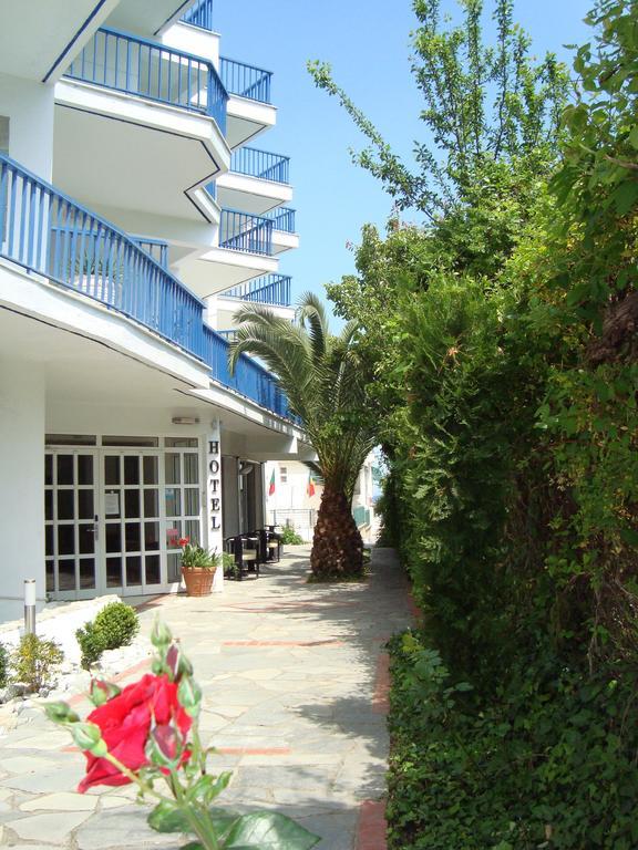 Iraklitsa Beach Nea Iraklitsa Exterior foto